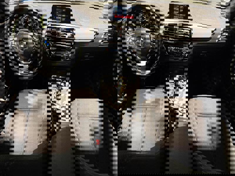 Image BMW SÉRIE 1 118d 150 UrbanChic Full leds GPS Caméra Bluetooth Régul Clim auto Gtie 1 an